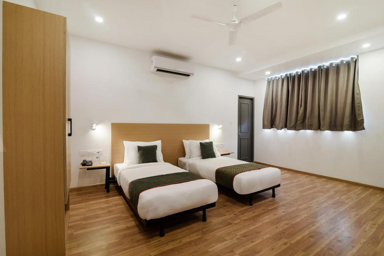 Oyo Townhouse 091 Nungambakkam Hotell Chennai Eksteriør bilde