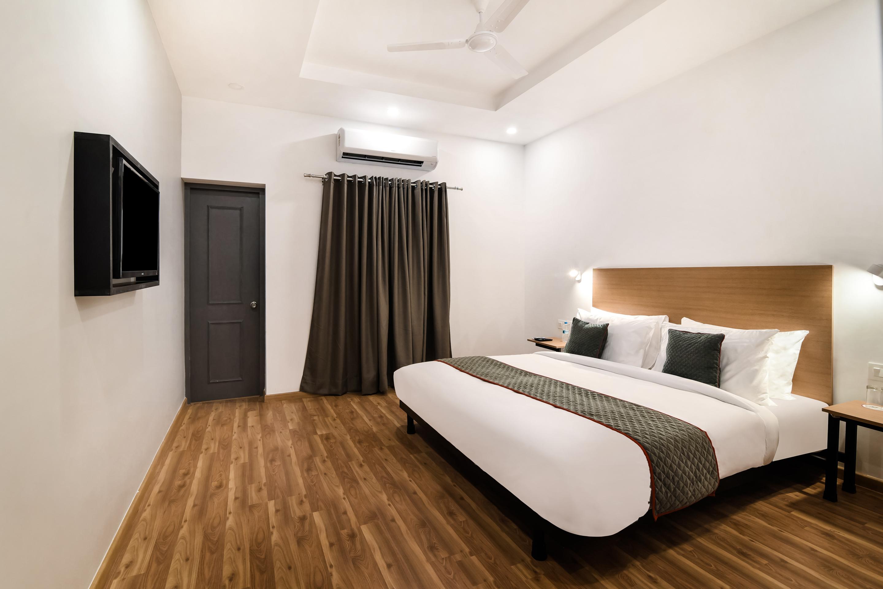 Oyo Townhouse 091 Nungambakkam Hotell Chennai Eksteriør bilde