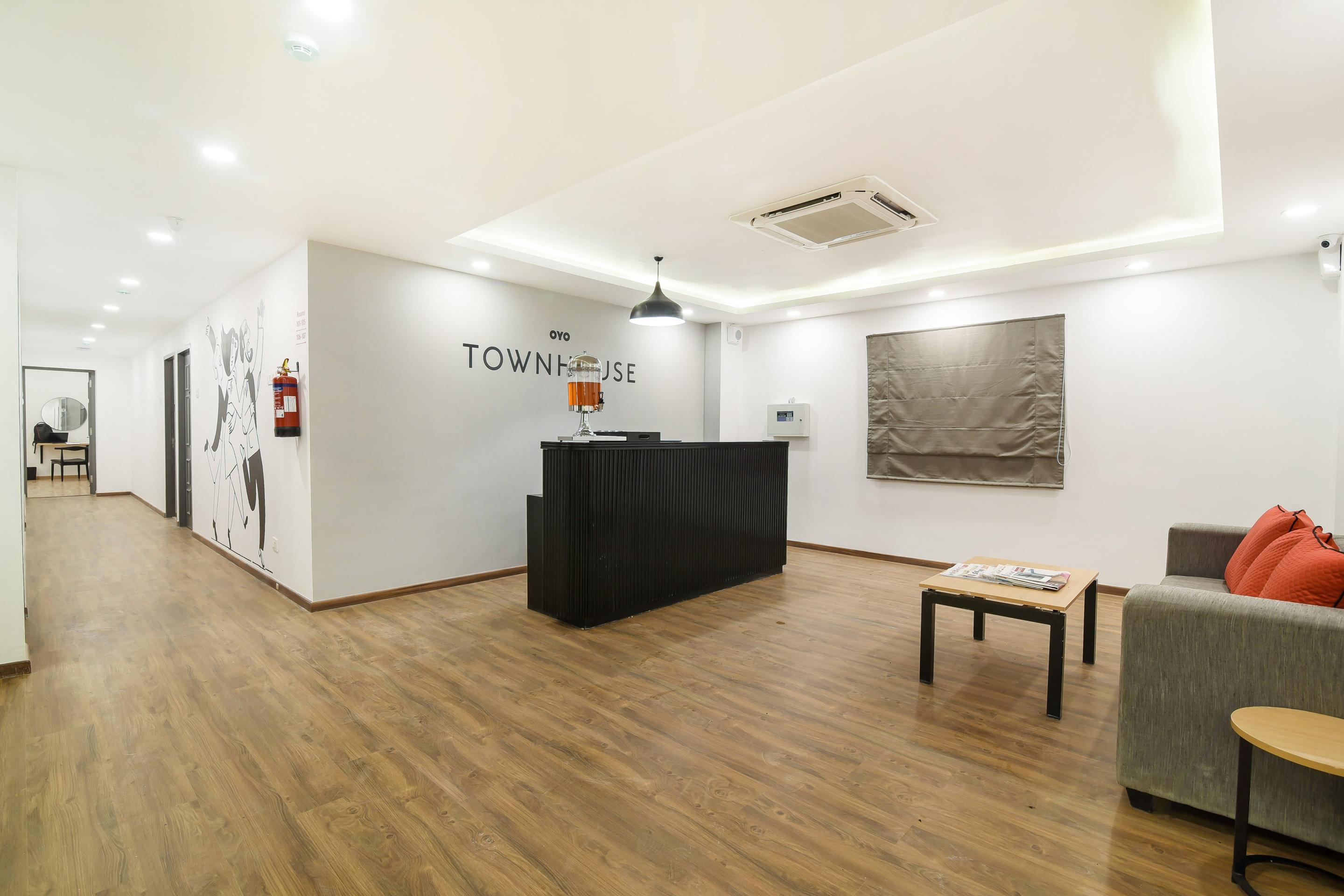 Oyo Townhouse 091 Nungambakkam Hotell Chennai Eksteriør bilde