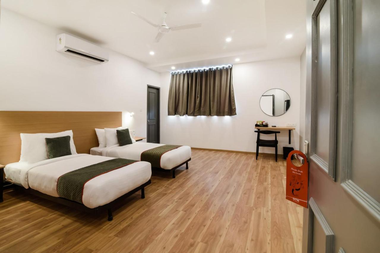 Oyo Townhouse 091 Nungambakkam Hotell Chennai Eksteriør bilde